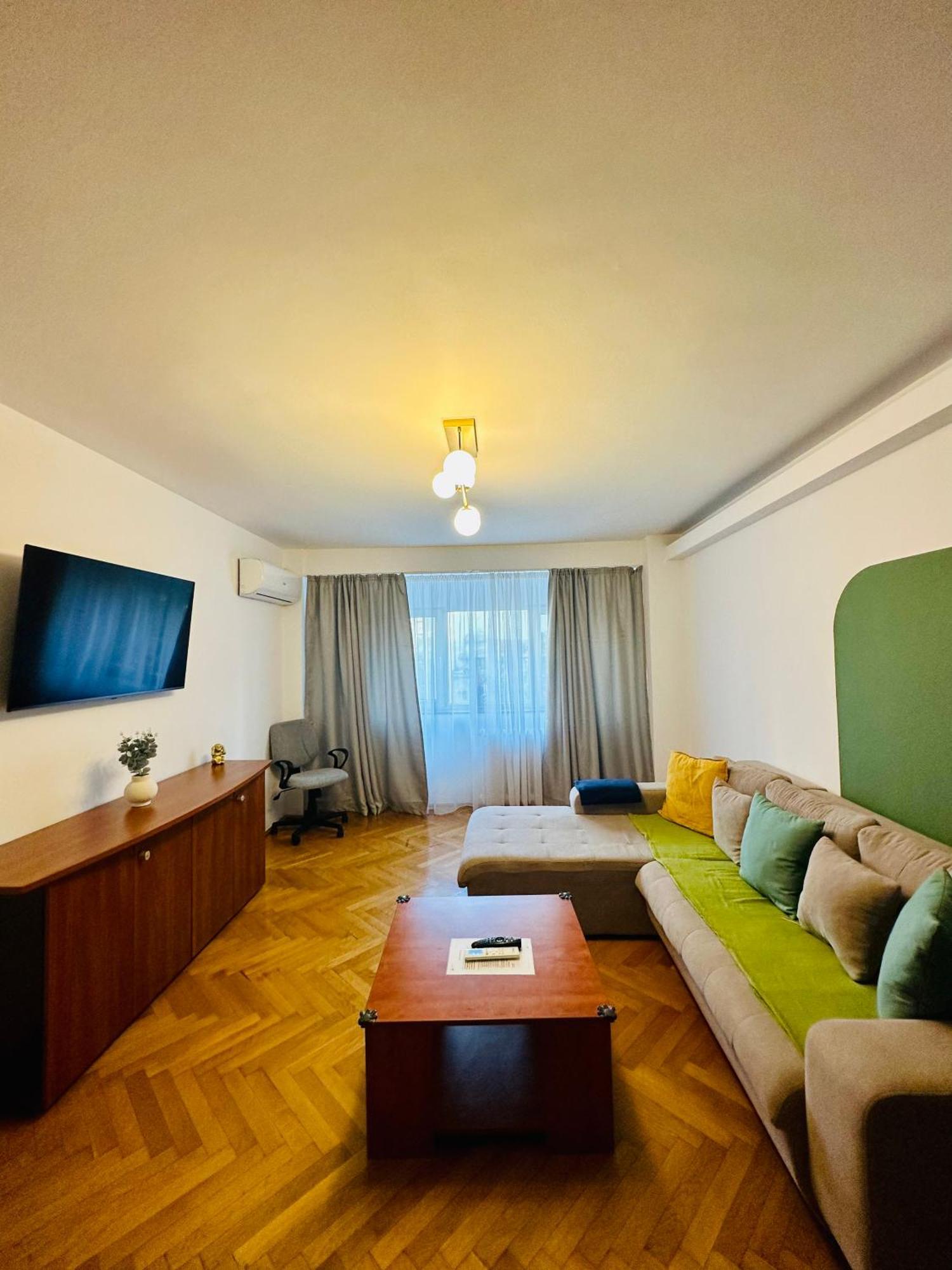 Tranquil Unirii - Airy & Comfy With Parking - Next 2Parliament * Bucureşti