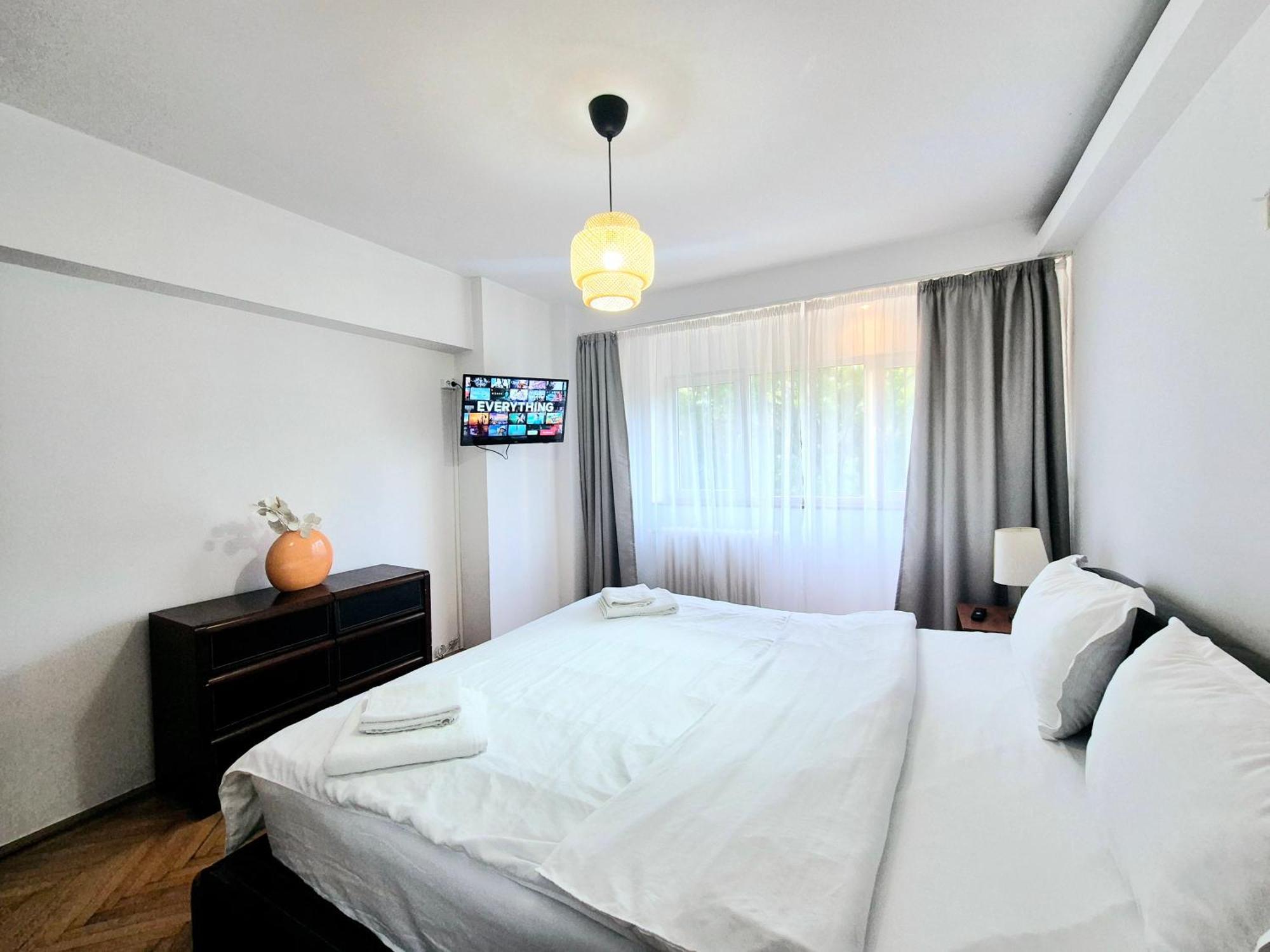Tranquil Unirii - Airy & Comfy With Parking - Next 2Parliament *